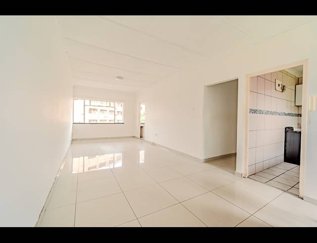 2 BEDROOM APARTMENT FOR SALE IN ESSENWOOD